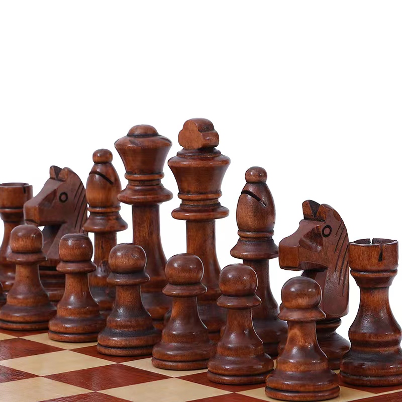 32 Pieces Wooden Chess King He - Magnetic Travel Chess review and price